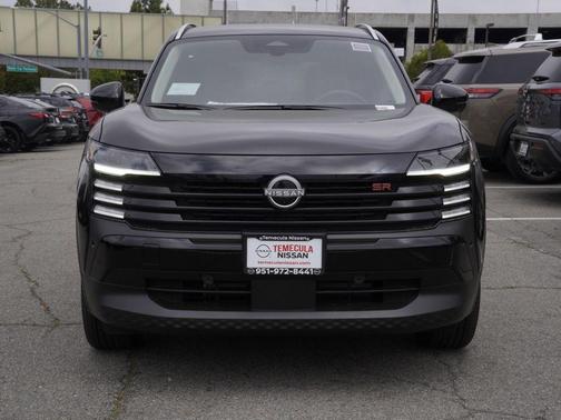 Super Black 2026 Nissan Kicks SR