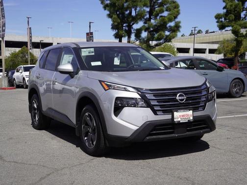 Brilliant Silver Metallic 2025 Nissan Rogue SV