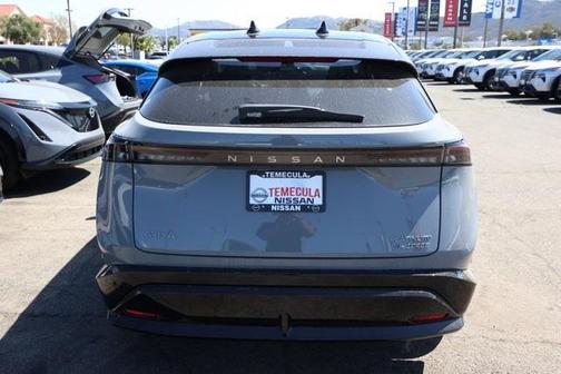2025 Nissan ARIYA PLATINUM+