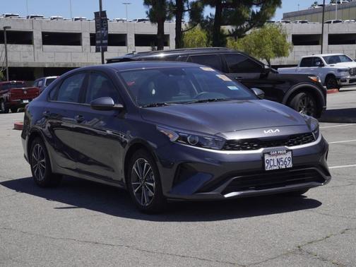 Gravity Gray 2023 Kia Forte LXS