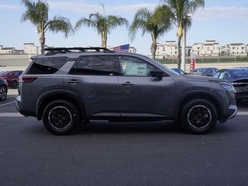 Gun Metallic 2026 Nissan Pathfinder Rock Creek