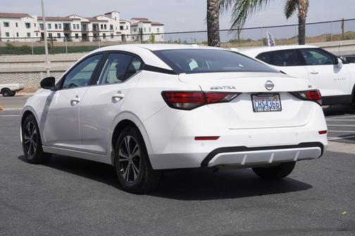 Cloud White 2023 Nissan Sentra SV