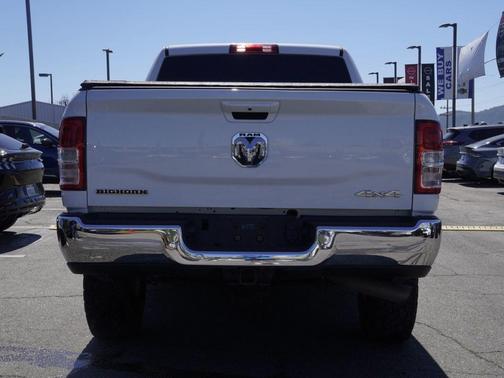 Bright White Clearcoat 2022 RAM 2500 Big Horn
