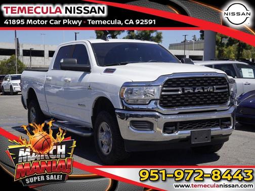 Bright White Clearcoat 2022 RAM 2500 Big Horn
