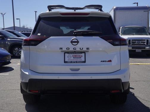 Everest White P 2026 Nissan Rogue Rock Creek