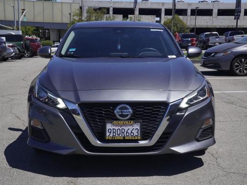 Gun Metallic 2022 Nissan Altima 2.5 SV