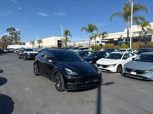 Black 2021 Tesla Model Y Performance