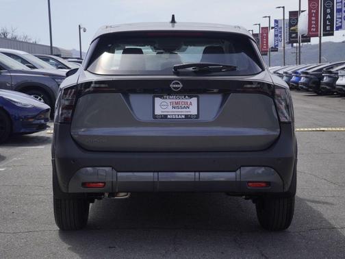 Gun Metallic 2026 Nissan Kicks S
