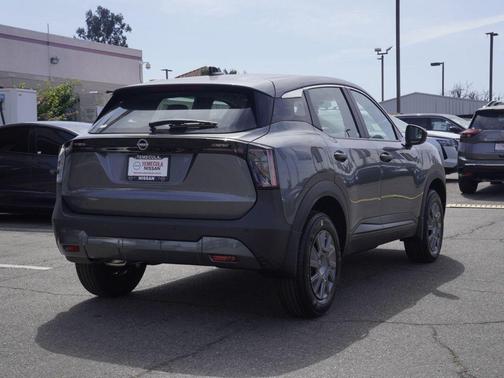 Gun Metallic 2026 Nissan Kicks S