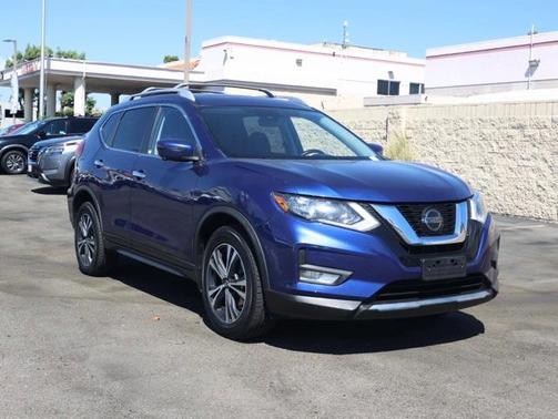 2020 Nissan Rogue SV