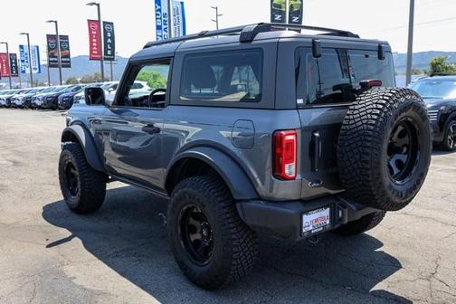2021 Ford Bronco Base