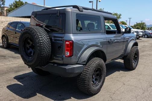 2021 Ford Bronco Base