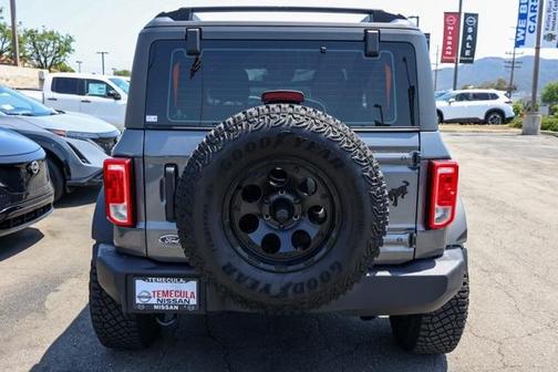 2021 Ford Bronco Base