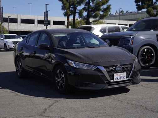 Black 2023 Nissan Sentra SV
