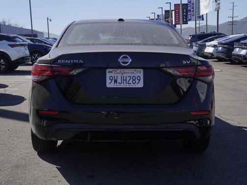 Black 2023 Nissan Sentra SV
