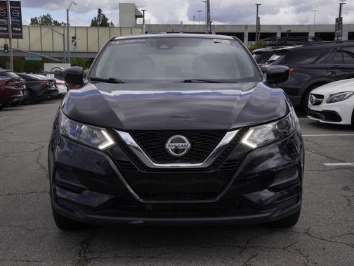Magnetic Black Pearl 2021 Nissan Rogue Sport S