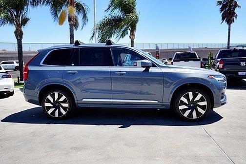 Gray Metallic 2023 Volvo XC90 Recharge Plug-In Hybrid T8 Ultimate Bright Theme 7-Seater