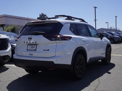 Everest White P 2026 Nissan Rogue Rock Creek