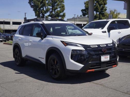 Everest White P 2026 Nissan Rogue Rock Creek