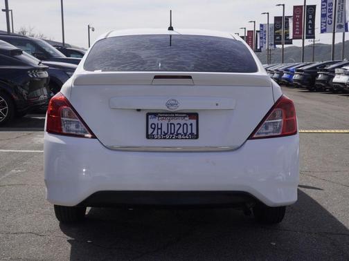 Cloud White 2019 Nissan Versa 1.6 S+