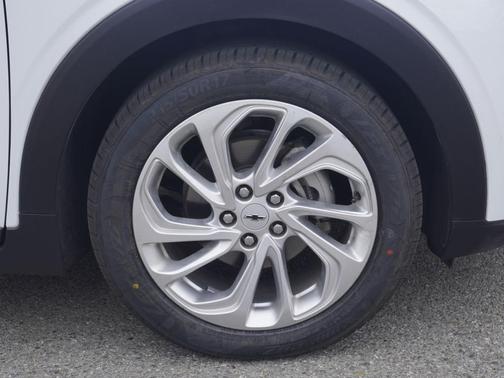 Summit White 2023 Chevrolet Bolt EUV LT