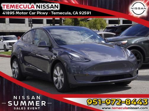 Midnight Silver Metallic 2023 Tesla Model Y Long Range