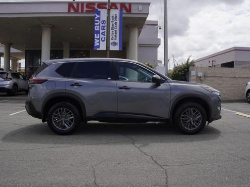 Gun Metallic 2021 Nissan Rogue S