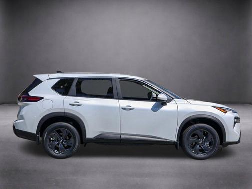 Pearl 2026 Nissan Rogue SV