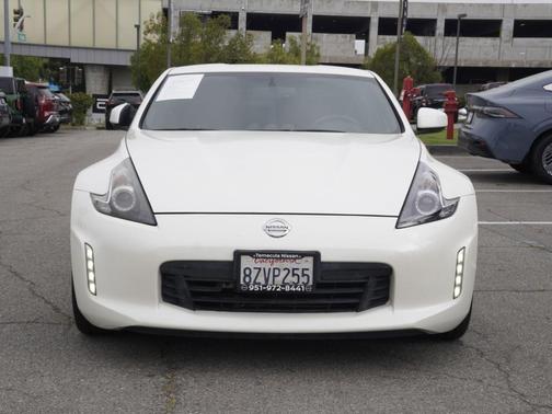 White 2020 Nissan 370Z Base