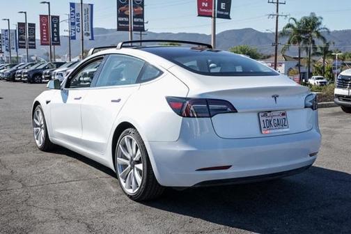 2018 Tesla Model 3 Long Range