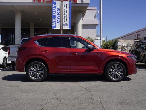 2024 Mazda CX-5 Signature