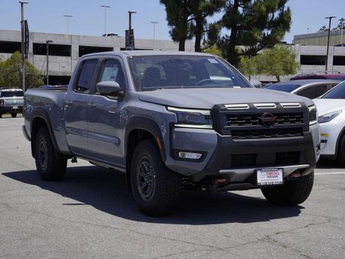 Boulder Gray Pearl 2026 Nissan Frontier PRO-4X