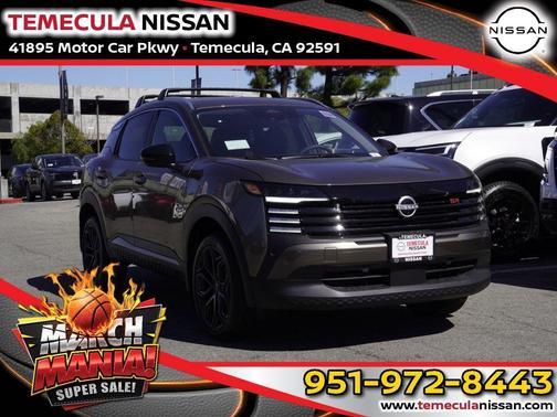 Canyon Bronze M 2026 Nissan Kicks SR