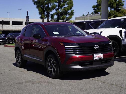 Scarlet Ember T 2026 Nissan Kicks SV