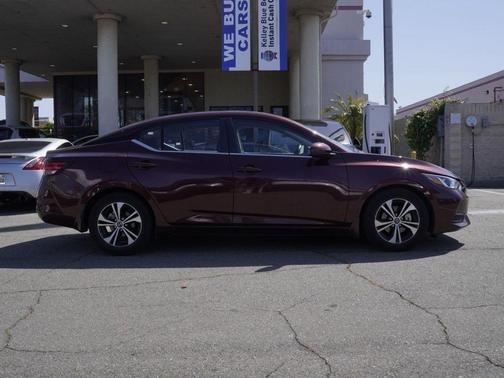 Rosewood Metallic 2023 Nissan Sentra SV