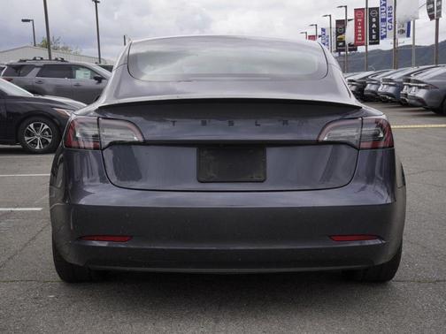 Midnight Silver Metallic 2021 Tesla Model 3 Performance
