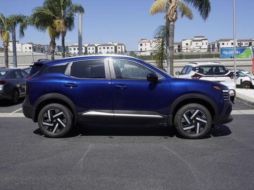 Deep Blue Pearl 2026 Nissan Kicks SV