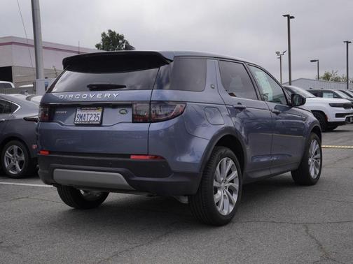 Byron Blue 2023 Land Rover Discovery Sport SE