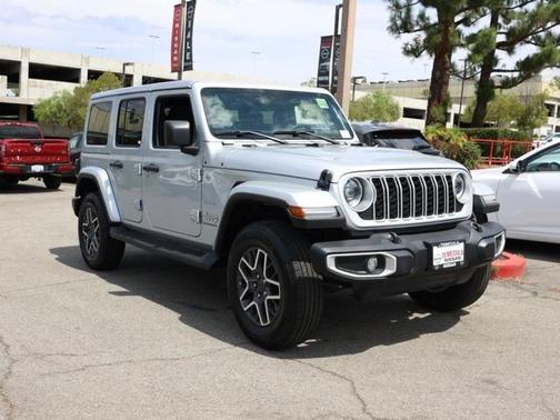 2024 Jeep Wrangler Sahara