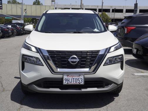 White 2023 Nissan Rogue SV