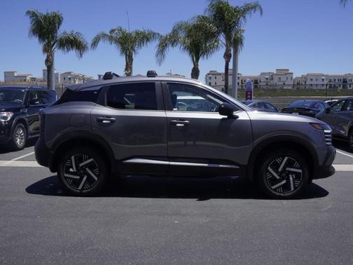 Gun Metallic 2026 Nissan Kicks SV