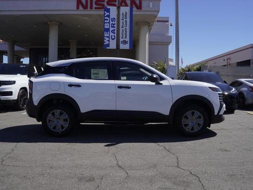 Fresh Powder 2026 Nissan Kicks S