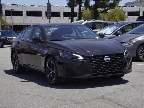 Black 2026 Nissan Altima SR