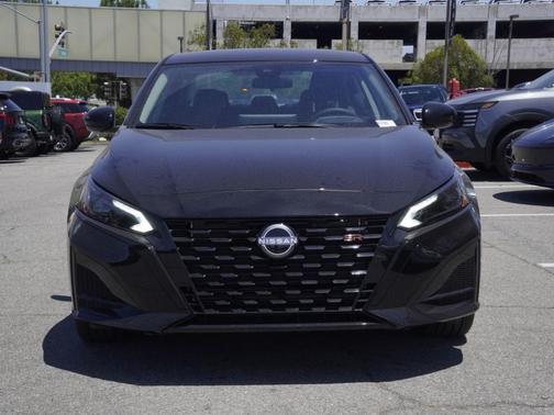 Black 2026 Nissan Altima SR