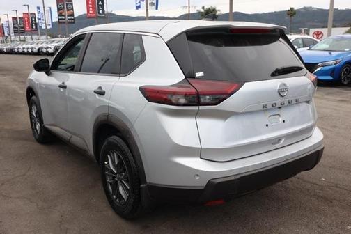 2025 Nissan Rogue S