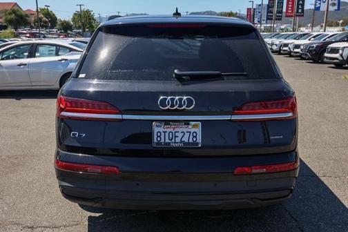 2020 Audi Q7 55 Prestige