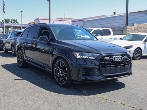 2020 Audi Q7 55 Prestige