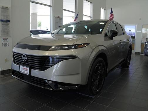 Champagne Silver 2026 Nissan Murano Platinum