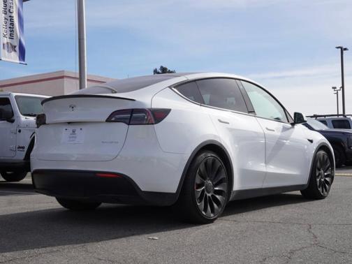2022 Tesla Model Y Performance