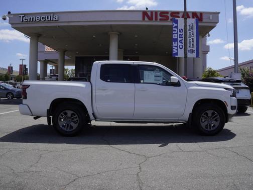 Glacier White 2026 Nissan Frontier SV